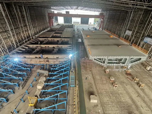 超級工程橋隧建設，船舶力量不缺席——跨海巨龍背后的水上基石